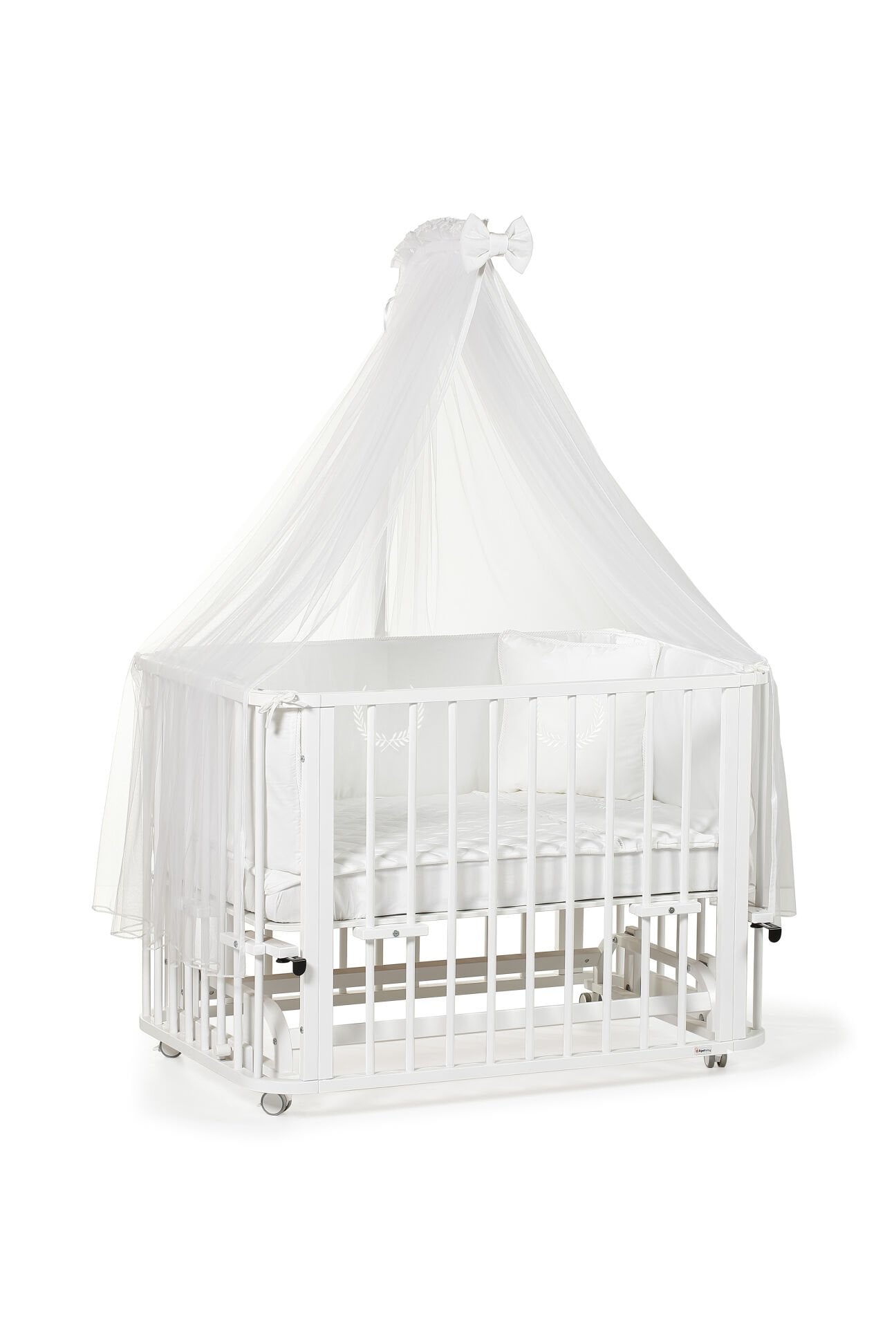 Beyaz Ahşap 4 in 1 Beşik Takım 70 x 110 - anne yanı, karyola, oyun parkı, montessori + junior yatak- beyaz leaf