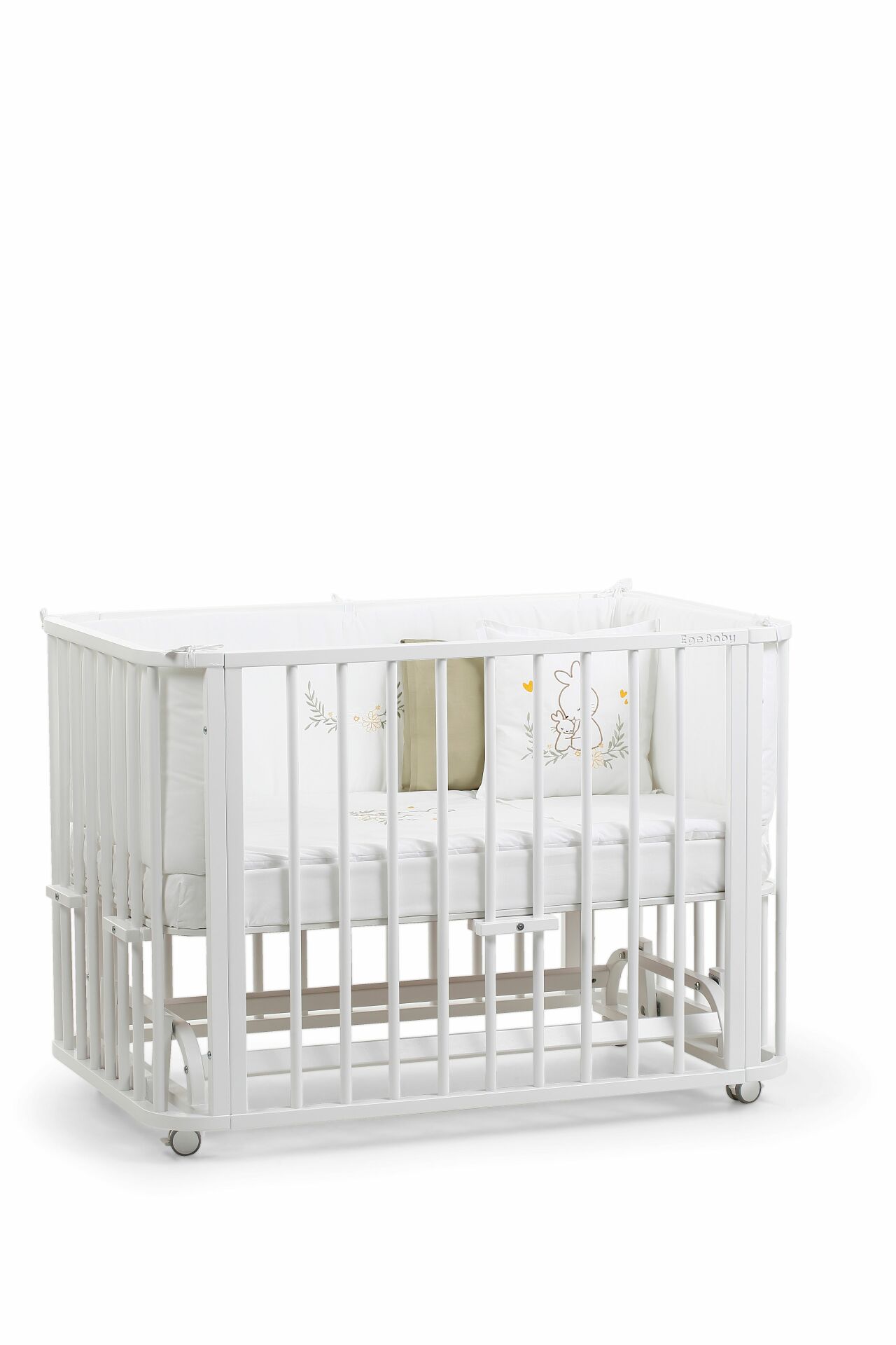 Beyaz Ahşap 4 in 1 Beşik Takım 70 x 110 - anne yanı, karyola, oyun parkı, montessori + junior yatak - beyaz motherliness