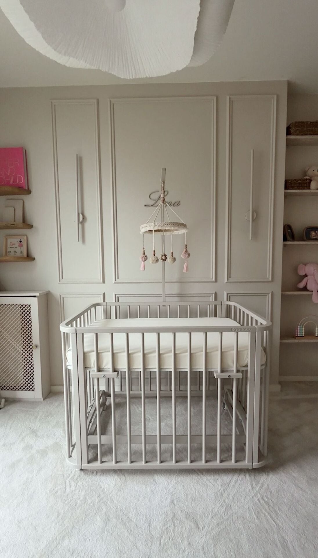 Bej Ahşap 4 in 1 Beşik Takım 70 x 110 - anne yanı, karyola, oyun parkı, montessori + junior yatak - bej leaf